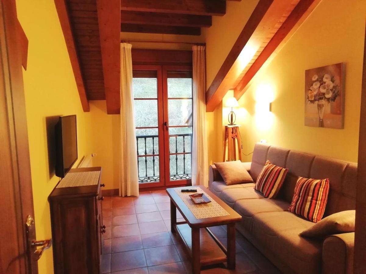 Apartamentos Rurales La Vina Cangas de Onis Exterior photo