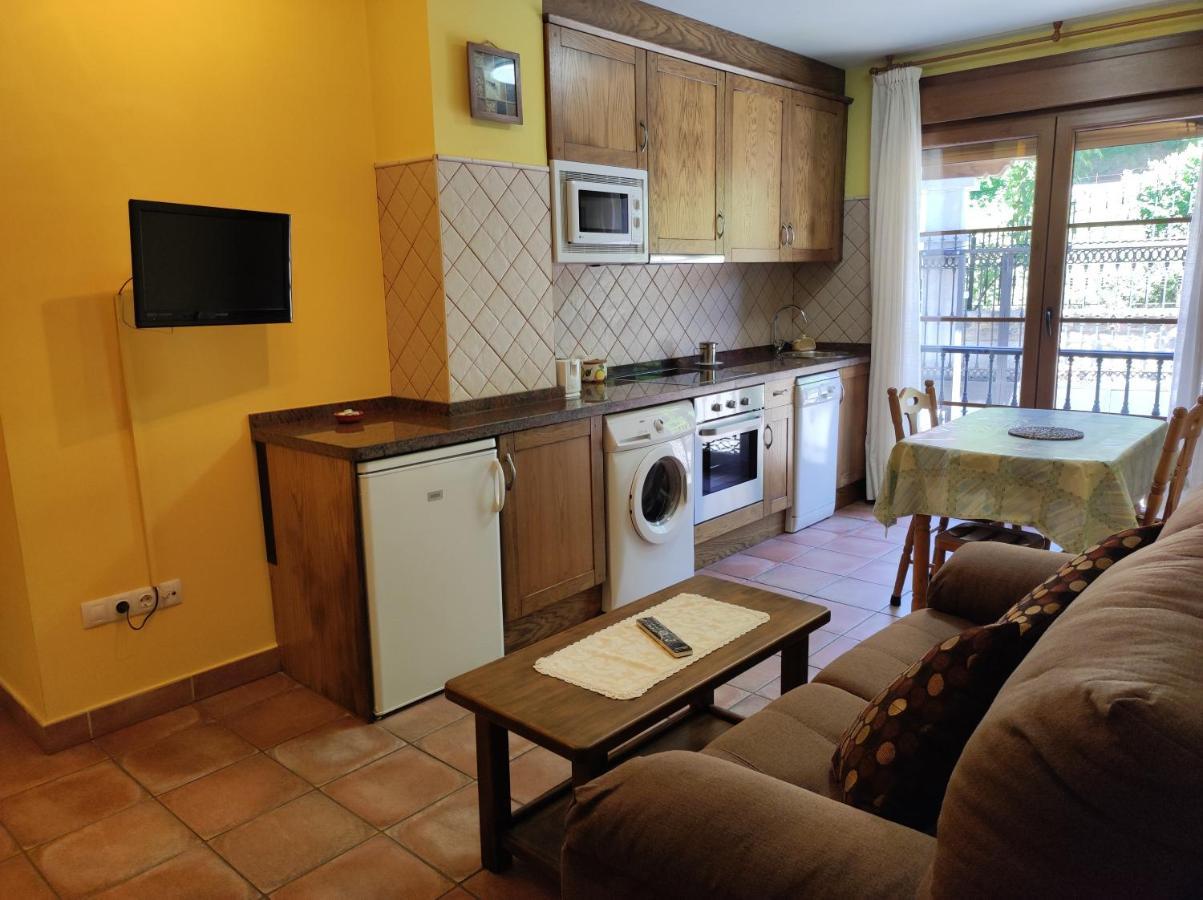 Apartamentos Rurales La Vina Cangas de Onis Exterior photo