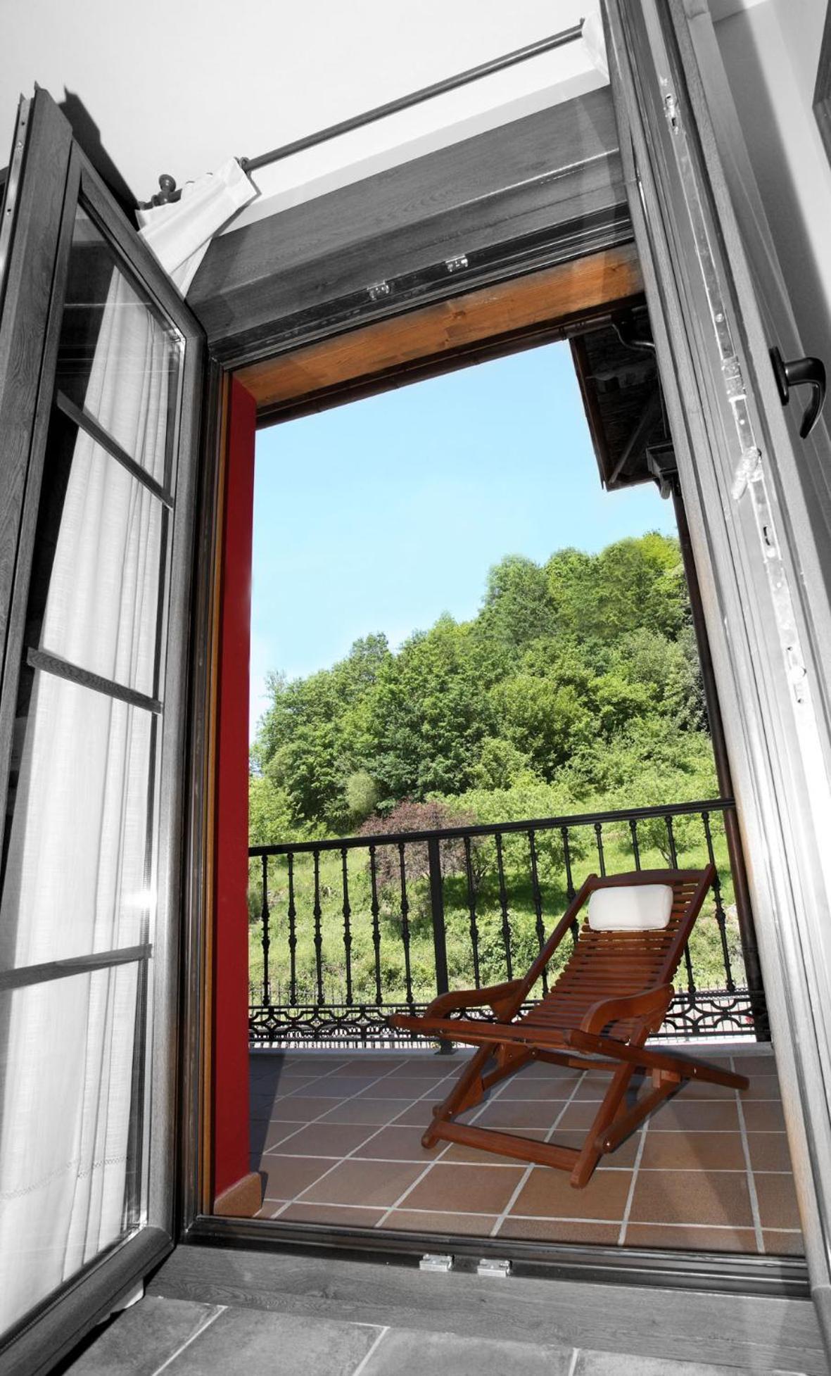 Apartamentos Rurales La Vina Cangas de Onis Exterior photo